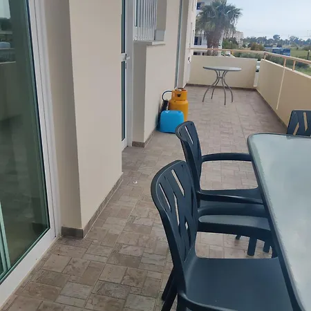 Maestro Iii דירה לרנקה