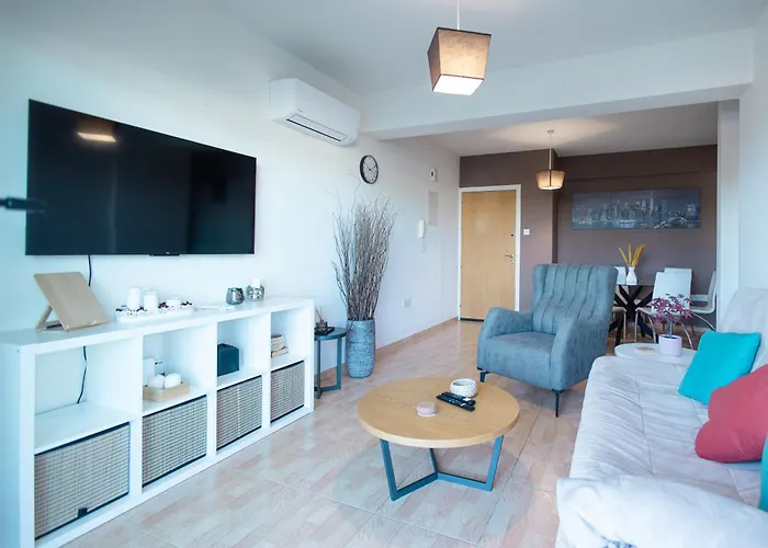 Apartment Maestro Iii